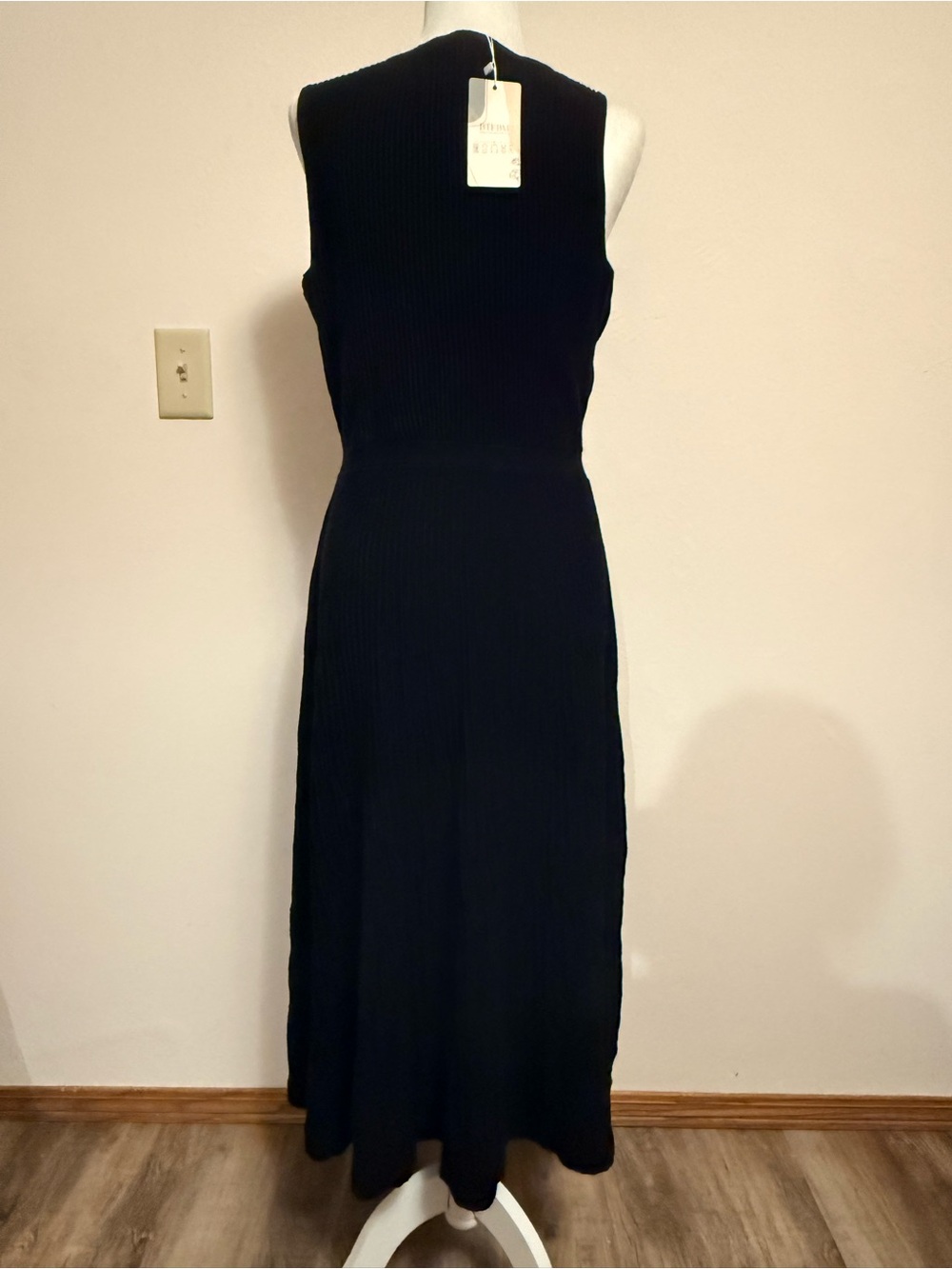 Sleeveless Black Knit Midi Dress - Classic Women's Style NWT